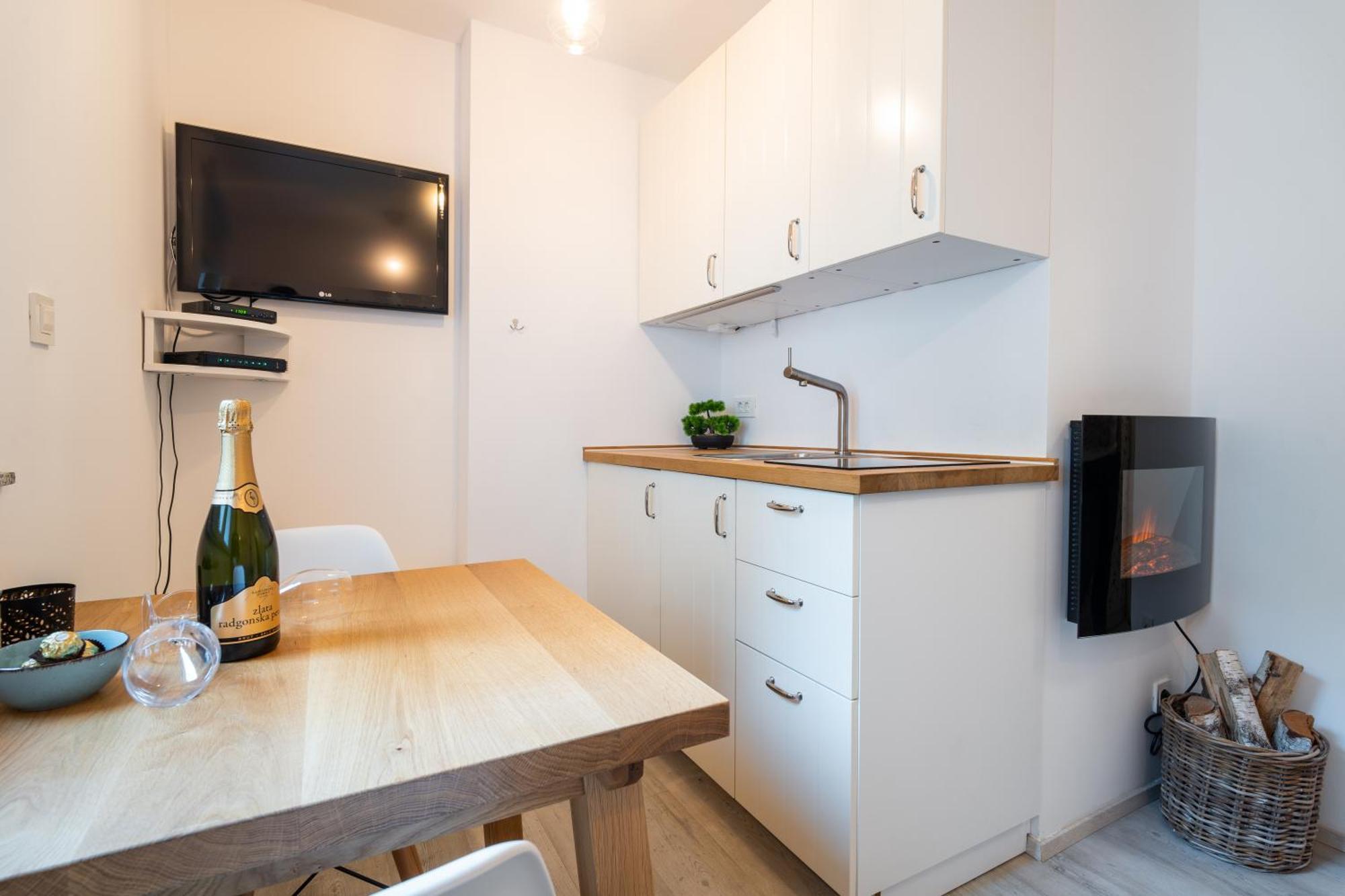 Apartment Loyd, Kranjska Gora - Studio Zewnętrze zdjęcie